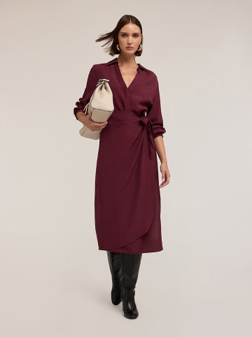 Kleid in Bordeaux