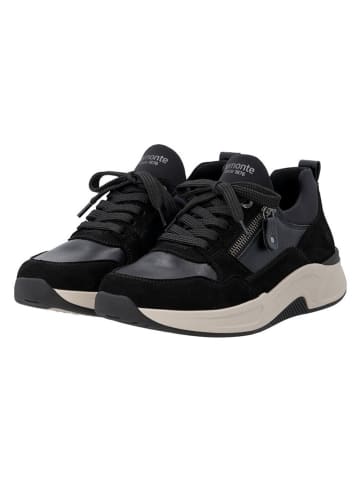 Sneakers in Schwarz