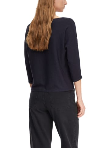 Sweter w kolorze granatowym
