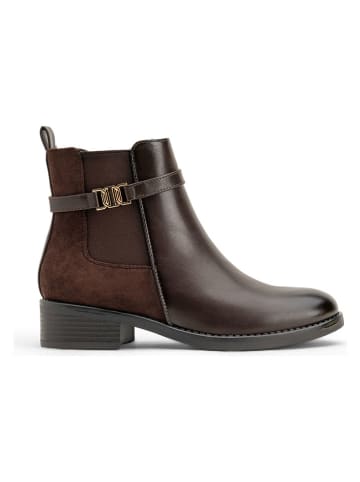 Boots in Braun