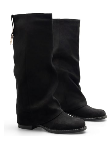 Stiefel in Schwarz