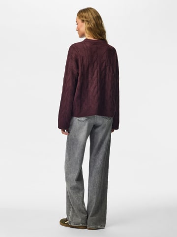 Sweter w kolorze ciemnofioletowym
