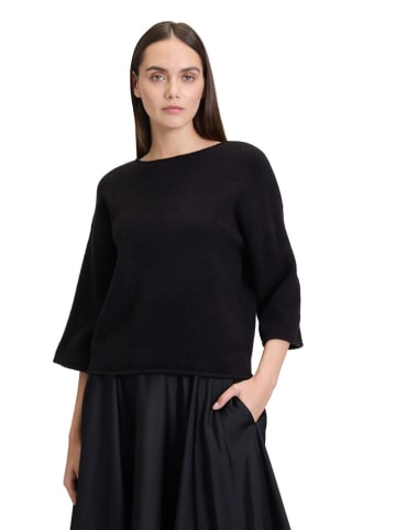 Sweter w kolorze czarnym