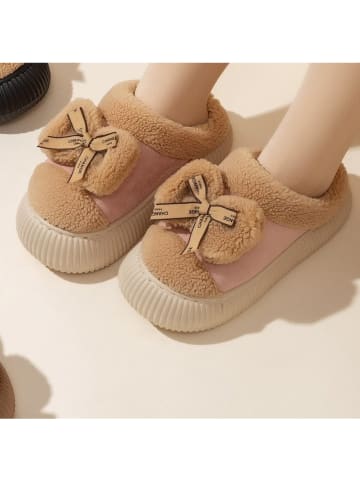Hausschuhe in Hellbraun/ Beige