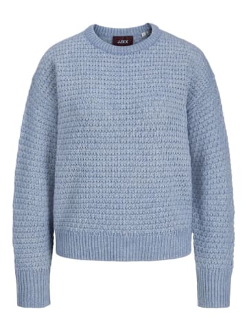 Pullover in Hellblau