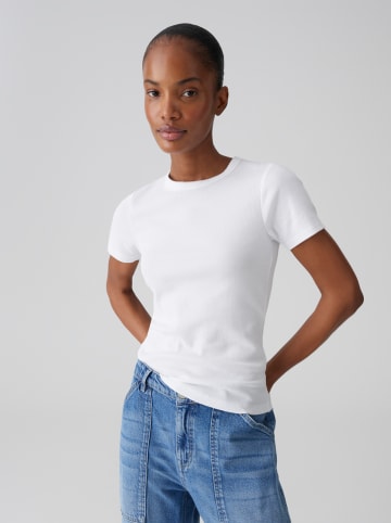Shirt wit