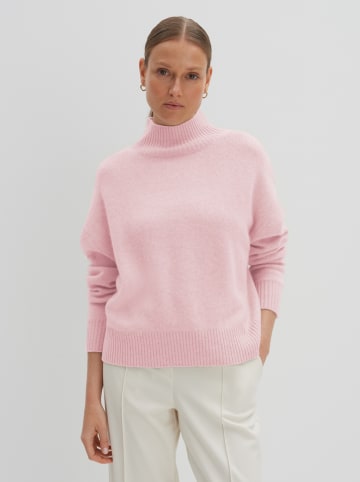 Kaszmirowy sweter w kolorze jasnoróżowym