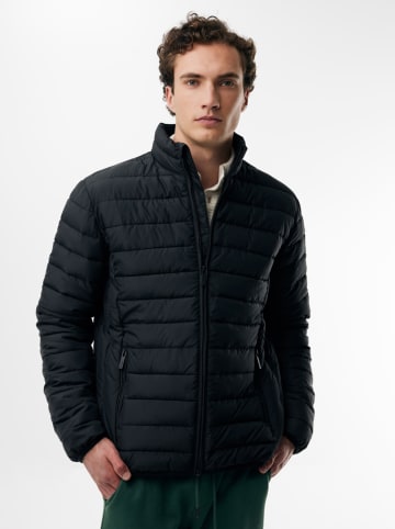 Steppjacke in Schwarz
