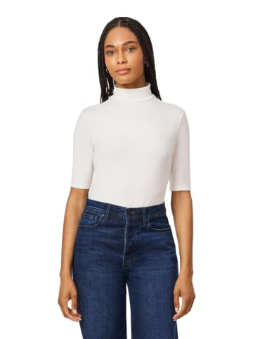 Shirt wit