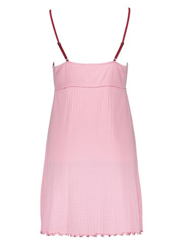 Negligé in Rosa