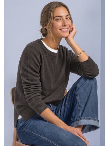 Pullover in Braun
