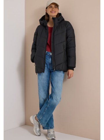 Steppjacke in Schwarz