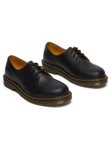 Leder-Schnürschuhe in Schwarz
