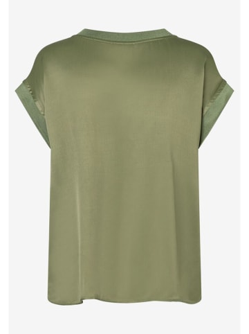 Bluse in Oliv