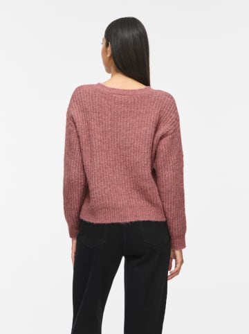 Sweter w kolorze szaroróżowym