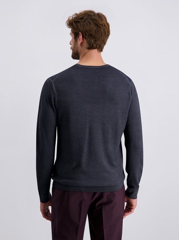 Sweter w kolorze antracytowym