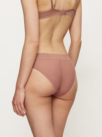 Figi "Tempting Sheer" w kolorze beżowym