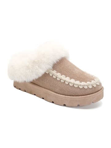 Kapcie w kolorze khaki