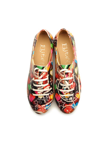 Schnürschuhe in Bunt