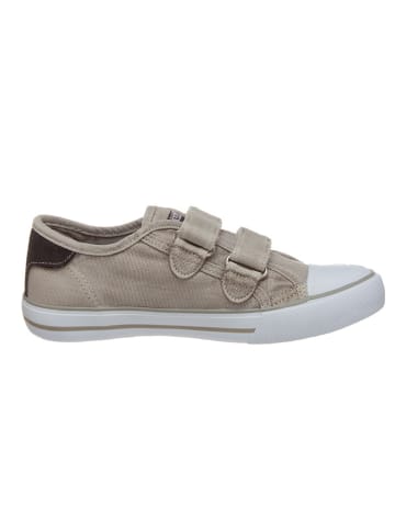 Sneakers in Grau