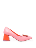 Agatha Ruiz de la Prada Skórzane czółenka w kolorze różowo-czerwonym