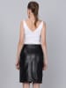 Basics & More Lederrock in Schwarz