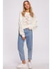 made of emotion Sweter w kolorze kremowym