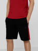 4F Shorts in Rot/ Schwarz