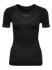 Hummel Koszulka sportowa "First Seamless" w kolorze czarnym