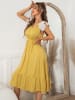 Pretty Summer Sukienka w kolorze żółtym