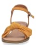 Caprice Skórzane sandały "Shakira" w kolorze żółtym