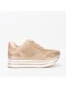 La Bottine Souriante Sneakers in Beige