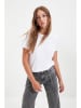 trendyol 2er-Set: Shirts in Schwarz/ Weiß