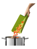 JosephJoseph Składana deska "Chop2Pot" w kolorze zielonym do krojenia - 45 x 26,3 cm