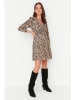 trendyol Kleid in Beige/ Schwarz