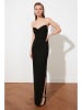trendyol Kleid in Schwarz