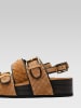 Gino Rossi Skórzane sandały w kolorze kamelowym na koturnie