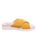 Legero Skórzane klapki "Move" w kolorze żółto-kremowym