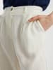BGN Spodnie w kolorze białym