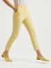 BGN Spodnie w kolorze żółtym