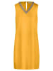 mint & mia Lniana sukienka w kolorze żółtym