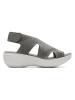 Clarks Keilsandaletten in Grau