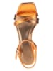 Marco Tozzi Sandały w kolorze pomarańczowo-brązowym
