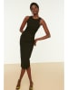 trendyol Kleid in Schwarz