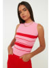 trendyol Top in Pink/ Rot
