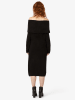 APART Dzianinowa sukienka w kolorze czarnym