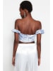 trendyol Bluse in Hellblau/ Weiß
