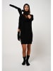 AUTHENTIC CASHMERE Kaszmirowa sukienka "Capelet" w kolorze czarnym