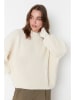 trendyol Sweter w kolorze kremowym
