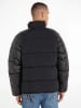 TOMMY JEANS Winterjacke in Schwarz